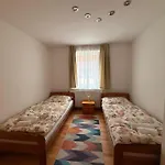 Apartamento In Huettau
