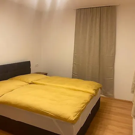 In Huettau Apartment